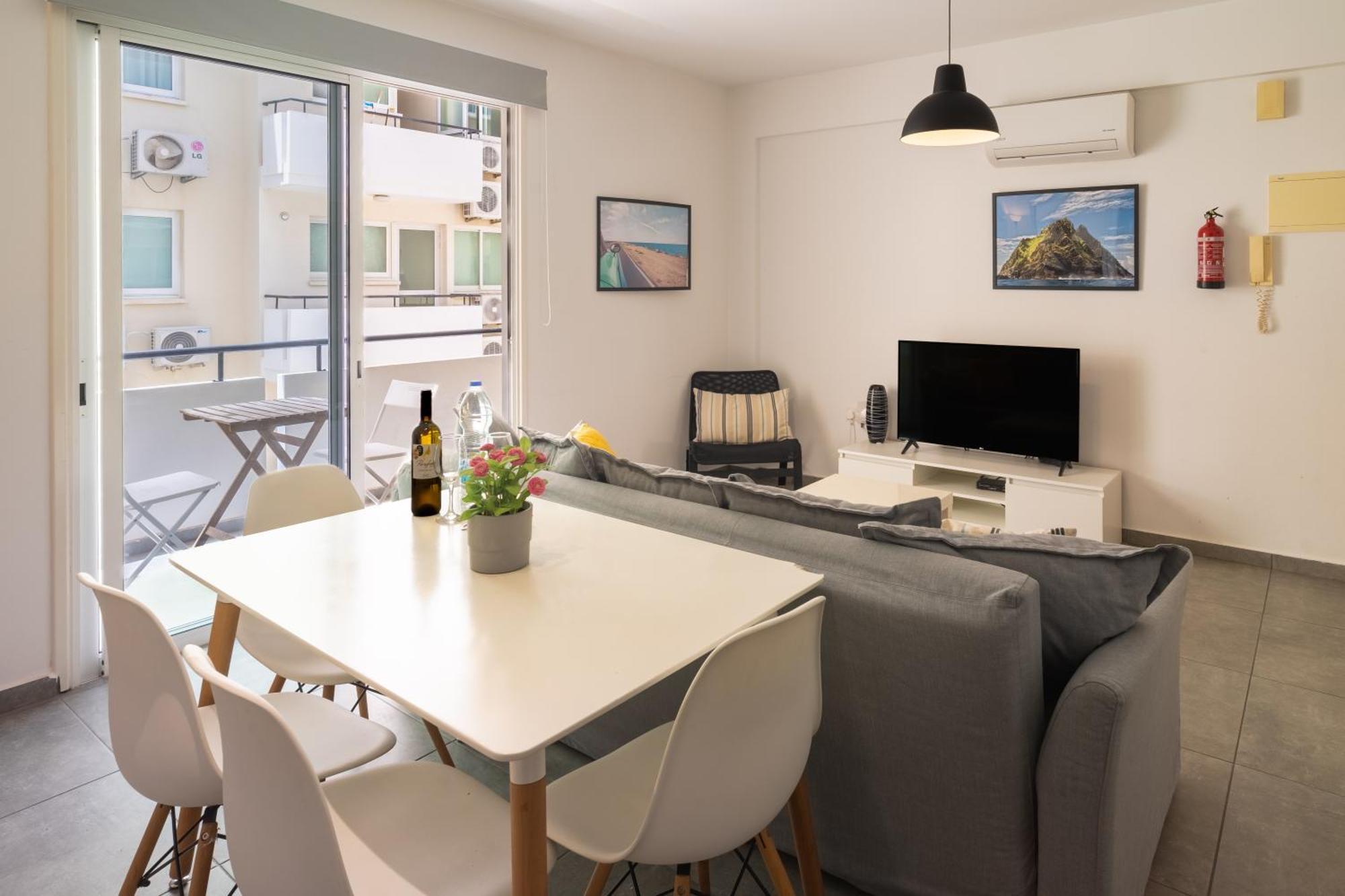 Апартаменты Kave Blue Mackenzie 1 Bdr Flat With Pool Ларнака Экстерьер фото